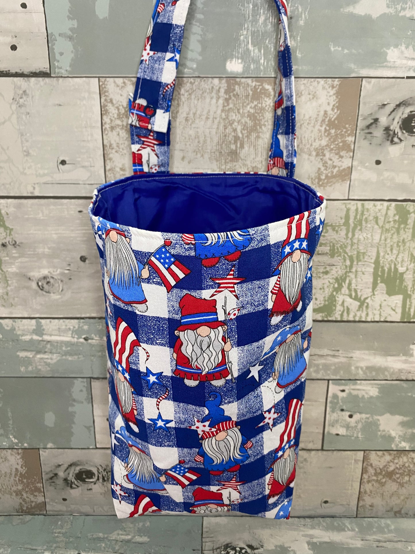 Patriotic Gnome car trash can